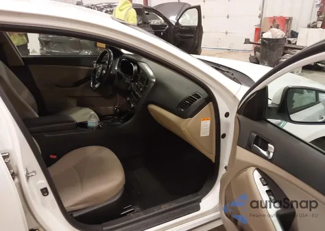 2014 Kia Optima Hybrid Lx z USA, uszkodzony, nr VIN KNAGM4AD2E5076063